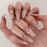 Lynn nail Salon 