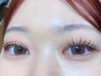 カクテル(COCKTAIL)の写真/≪自まつげが少ない方もボリュームアップで華やか目元に★≫信頼の高技術でモチの良さバツグン!!