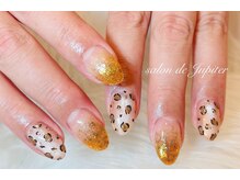 サロンドジュピター(Salon de Jupiter)/C