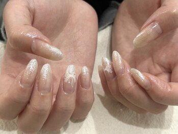 ネイルアンドアイラッシュ アヴィ(Nail and Eyelash A'vi)/ハンドジェル☆ニュアンスネイル