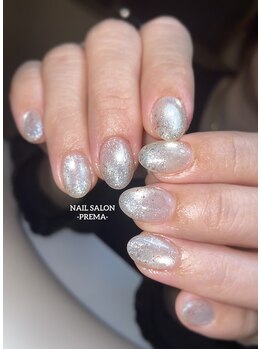 プレマ(PREMA)の写真/シンプルだけど上品な大人デザインがお好きな方に◎お仕事柄派手なネイルができない方にもおすすめです☆
