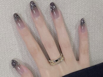 ミュウミュウ(miumiu)/冬限定ネイル特集