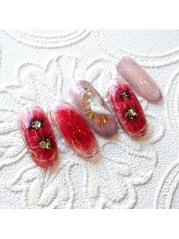 ジュジュ(Juju)/レッドフラワーネイル