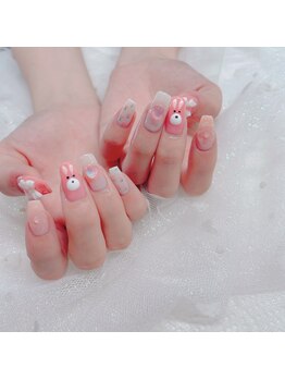 うさぎちゃんネイル