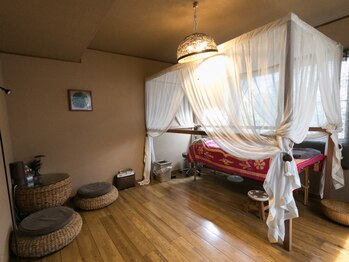 バンビちゃんのお目目 辻堂本店の写真/お子様同伴大歓迎!キッズスペースあり☆忙しいママにオススメの経験豊富&高技術の人気サロン♪無料駐車場有