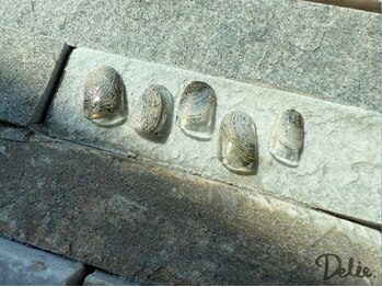 デリエ(Delie)/HAND BASIC