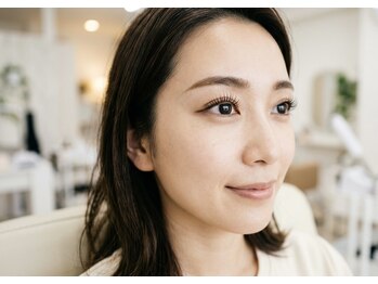 イロカ(IROCA.)の写真/お客様の理想をお聞きして馴染むまつげ,馴染む眉毛をご提案致します♪