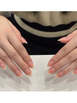 リノ(Lino)/チークネイル