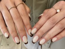 シー(She)/ホワイト×ブラウン★フレンチ