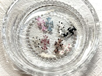 ネオリーブドレスネイルアンドアイラッシュ(Neolive dress nail&eyelash)/*クロムネイル*