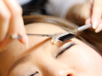 ジーネイルコウベ(G NAIL KOBE)/シザーで丁寧施術♪