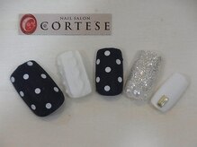 ネイルサロン コルテーゼ 四条烏丸店(CORTESE)/ドット・ニット・マシンオフ無し