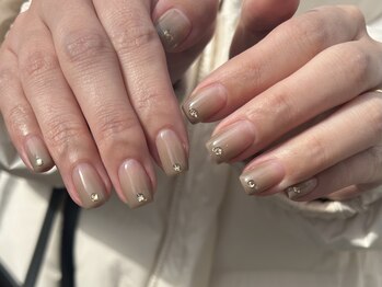 ネイルアンドアイラッシュサロン ミッタ(Mitta)の写真/【NEWデザイン有】ナチュラルスタンダード¥5800★派手なネイルできない,シンプルなデザインがお好きな方に!