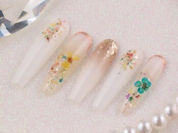 カラーズ(colors)の写真/春ネイル☆イチゴ☆桜☆チューリップ☆ミモザ☆チーク☆マグネット☆フラッシュ☆パステルカラー☆埋め込み