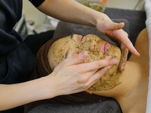 ユカリス(Yu.charis)/REVIハーブピーリング施術工程♪