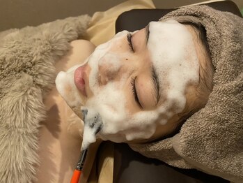 アンドエピ(&epi)の写真/「剥く」ピーリングから内側から「育てる」ピーリングへ*ニキビケア・肌質改善の新定番!透き通る素肌に♪