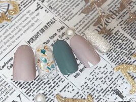 シンプルベージュネイル