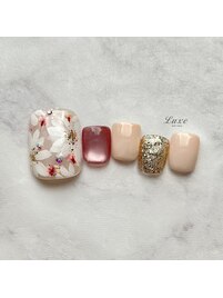 華やか手描きお花ネイル♪