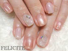 フェリシテ(FELICITE)