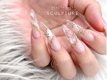 ビューティー ライン 藤沢店(BEAUTY LINE)の雰囲気（スカルプは紙を装着してアクリルパウダーで作っていきます！）