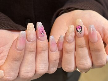 ナナリスボン 福岡(NANA LISBON)/ミニーネイル♪