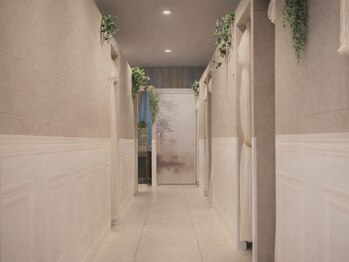 ア ニュームーン 京都烏丸店(a New Moon)/