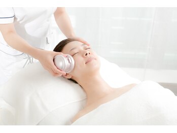 ベリンダ 銀座店(BELINDA)の写真/頑固な黒ずみ・角栓・ざらつきさよなら！毛穴洗浄でつるつる素肌に！ビタミンC導入で水光肌を叶えよう♪