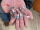 オーズネイル 天神本店(O's Nail)の写真/【天神駅出口すぐ】ご新規様オフ代無料♪3D・ストーン・パーツetc.付放題!お好きなデザインも思いのまま☆