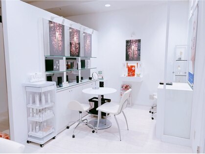 ポーラ ザ ビューティ 札幌アスティ45店(POLA THE BEAUTY)の写真