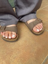 ニマ(nima)/白マットカラー