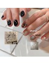 dark flower nail