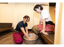タイ古式マッサージ ワイガーデン 赤羽店/まずは足湯でホッと一息・・