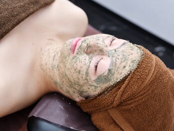 ボージュ バイ ルアナネイル(BeauJu by Luana Nail)/REVIハーブピーリング 【町田】