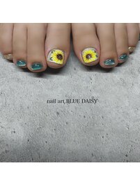 Sunflower nail