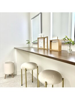 デイジーラッシュ 名古屋店(Daisy Lash)/メイクルーム完備