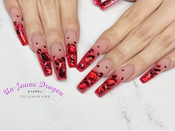 アン ジョーヌドラゴ/【ロングネイル】赤ネイル