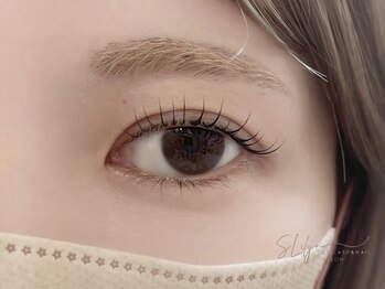 エスリリープラス(SLily+)/【まつげパーマ】