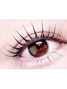 ナチュラル上品な目元にしたい