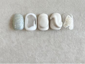 ヴィッソの写真/爪が短くても可愛いネイルが楽しめる！お客様に似合うデザインの高いご提案力で周りと被らない指先に◎