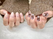 アトリエ コロリアージュ(atelie Coloriage)/アシメチェック