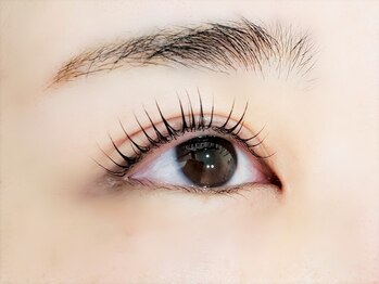 プリンセス アイラッシュ アンド ネイル/まつ毛パーマ　