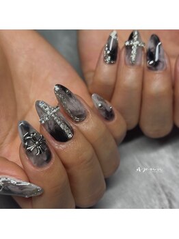 モノトーン シルバーネイル