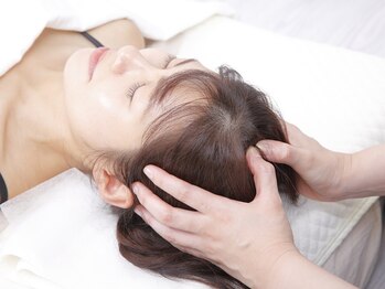 美容整体 綾/小顔ケア