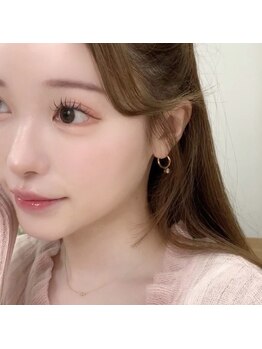 ジーナ 高槻(Zina)/パリジェンヌ × アイブロウWAX