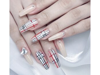 オーラ 関内 伊勢佐木長者町(Aura)/チェック柄ネイル