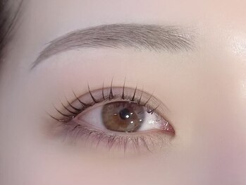 ユノーノ アイラッシュ 静岡店(Junono Eyelash)の写真/“あなたらしさ”を引き出すまつ毛と眉の専門店。業界大手メーカーの公認インストラクター在籍◎