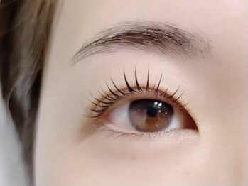 アイウィッシュ(EyeWish)の写真/人気★次世代まつ毛パーマ*まつげ負担を最小限に!自まつ毛ダメージの前に4種のトリートメントで前処理SET＊