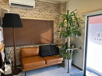 鍼灸ハウス(鍼灸house)/待合室