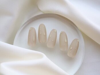 ネイル スパ ココプラス(Nail spa Cocoplus)/マットのシンプル水滴ネイル