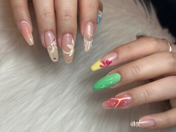カリネイル(Calli nail)の写真/【指先を彩るアートが豊富なネイルサロン！】高技術と丁寧なカウンセリングが魅力◎持ち込みデザインもOK♪